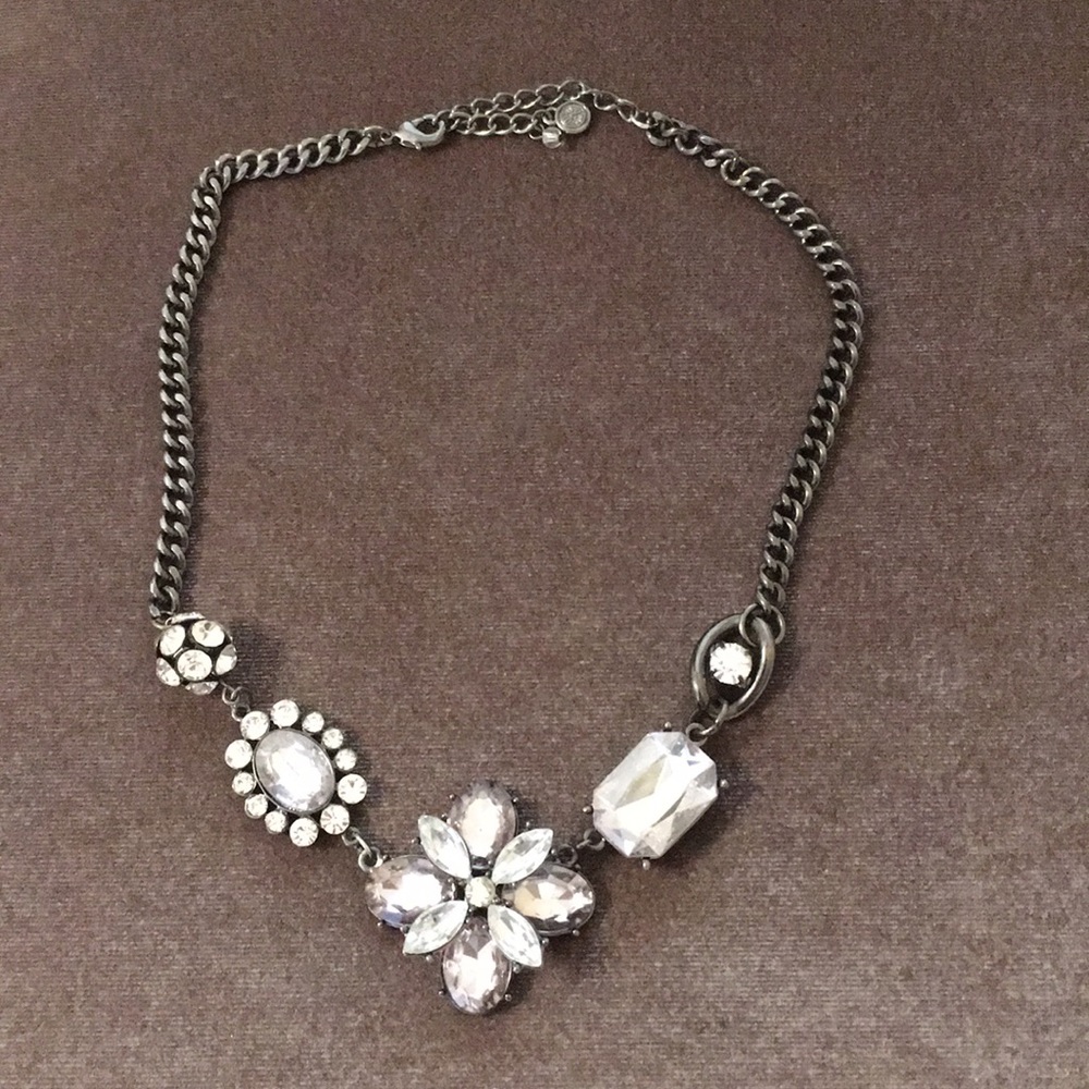 Sparkling statement necklace